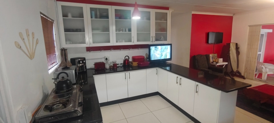 3 Bedroom Property for Sale in Rondevlei Park Western Cape